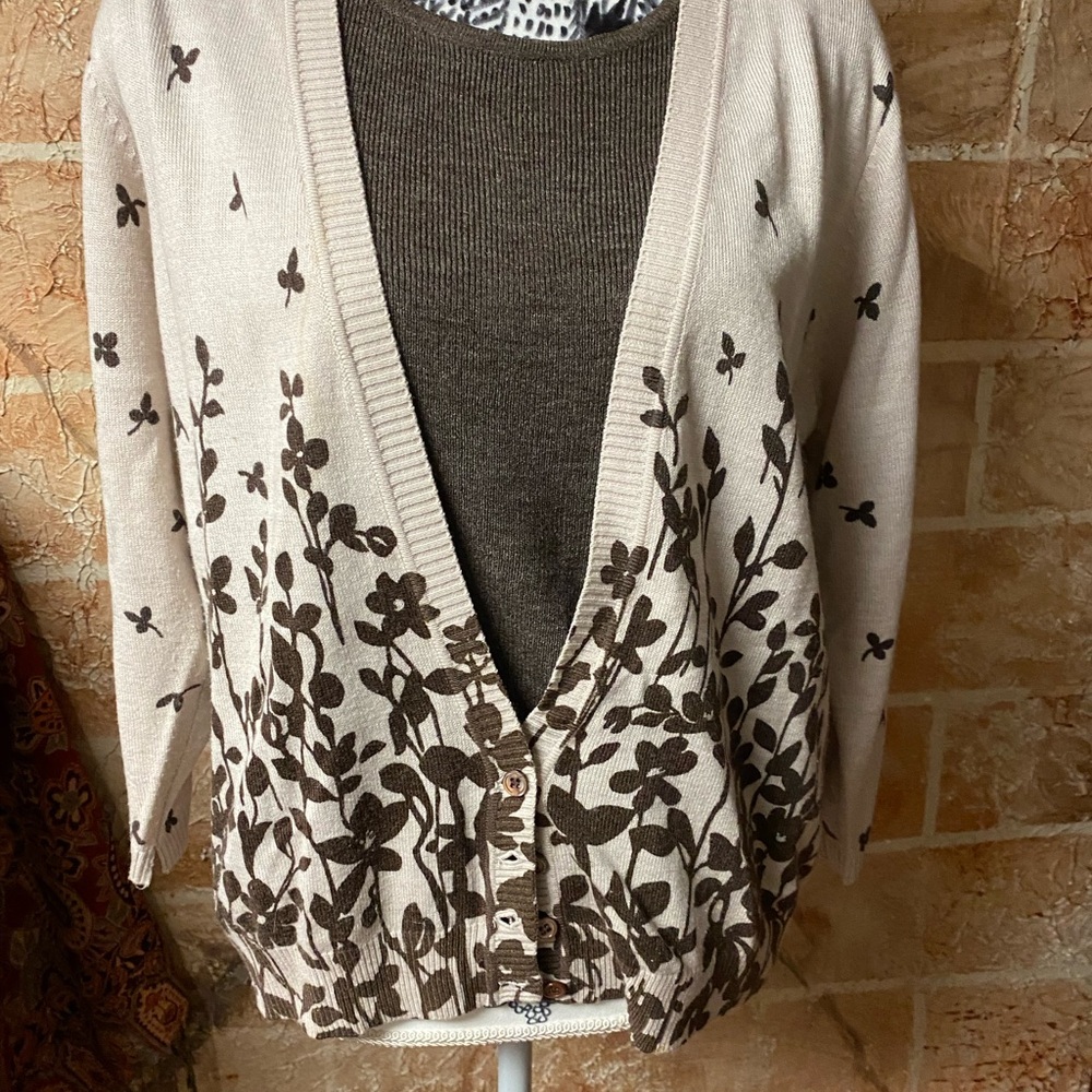 Ladies cardigan